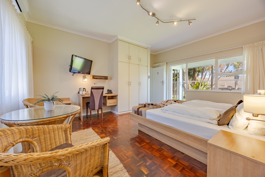 5 Bedroom Property for Sale in Milnerton Central Western Cape